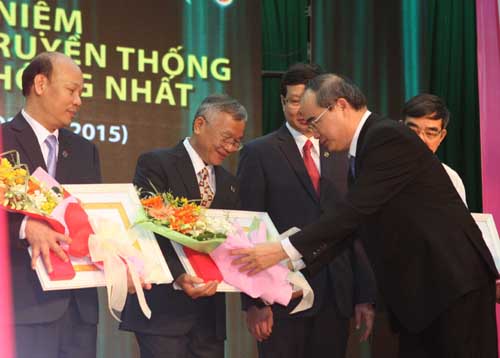 Bệnh viện Thống Nhất kỷ niệm 40 năm Ngày truyền thống ảnh 1